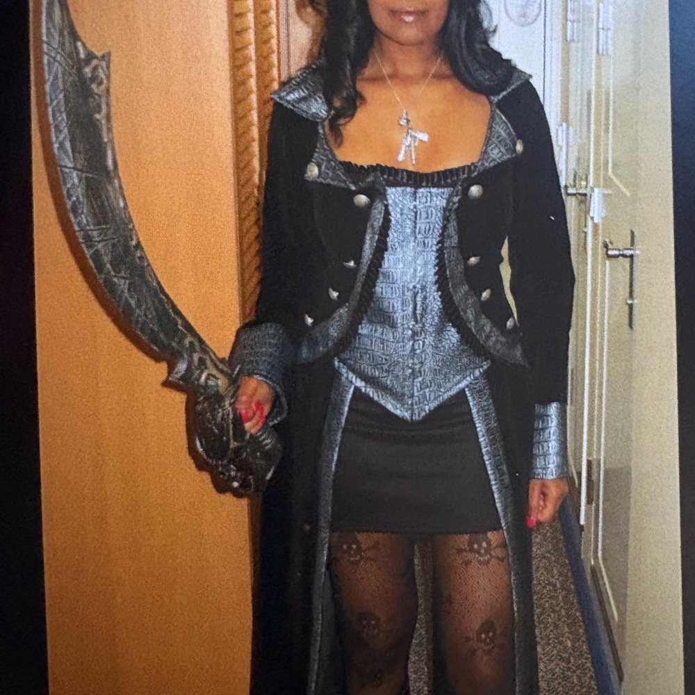 * SOLD * Women’s Pirate Costume * Black/Silver * 3 pieces * Medium